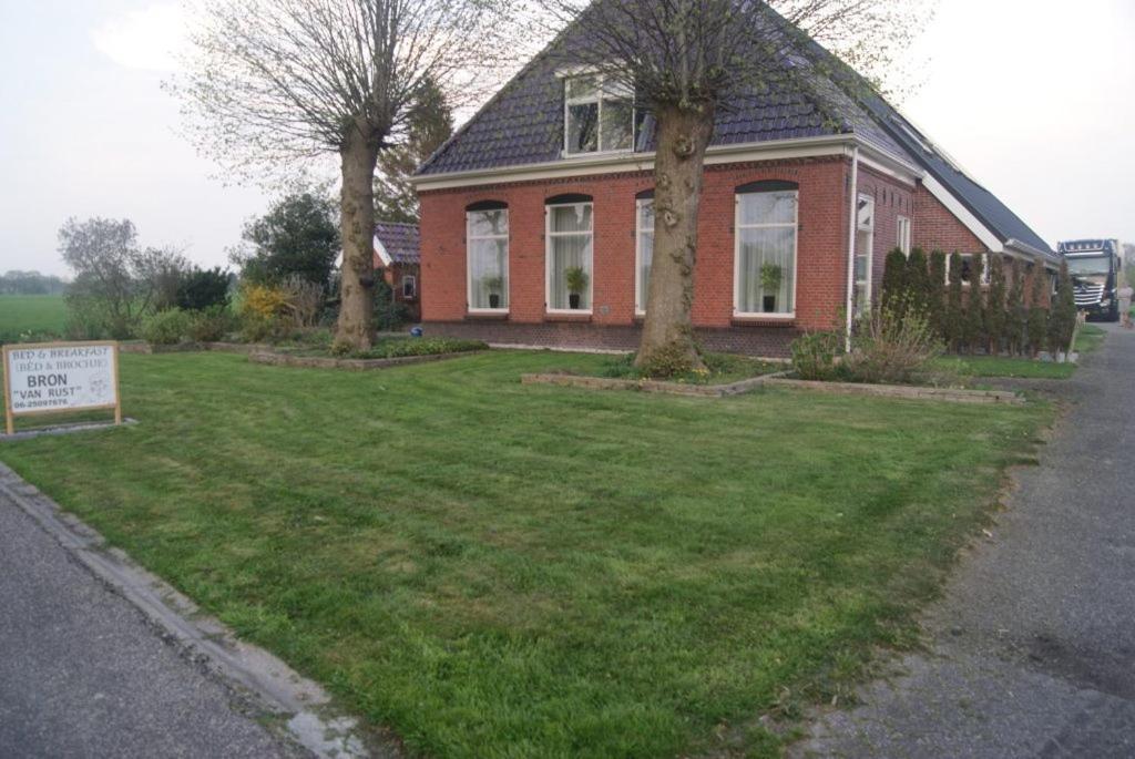 Bron Van Rust Siegerswoude Exterior foto